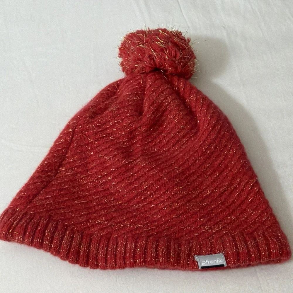 PHENIX Hat Women's One size Red Knitted Logo Beanie Fleece Lining Wool Blend Fit